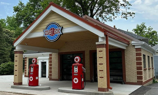 West End Service Station on Route 66 in Edwardsville, Illinois