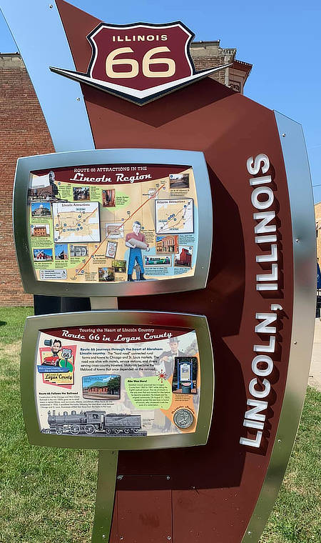 Route 66 information kiosk in Lincoln, Illinois