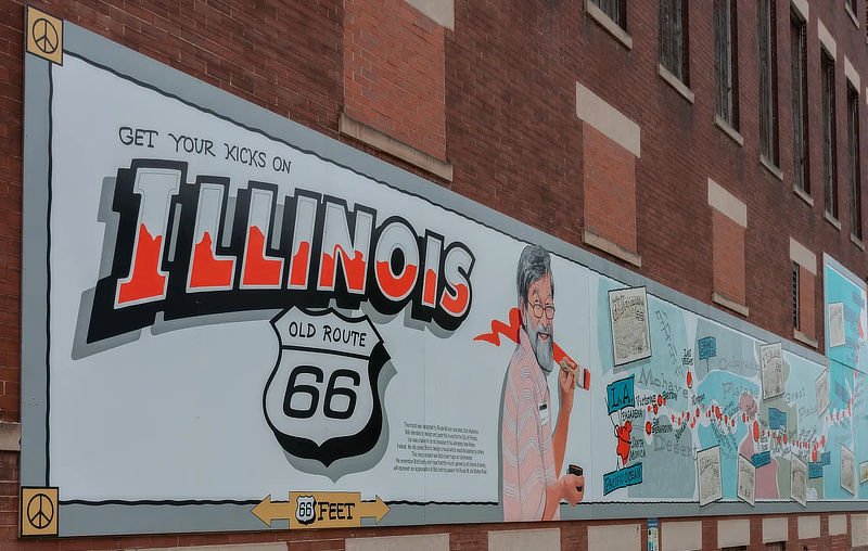 Bob Waldmire Memorial mural ... Get Your Kicks on Illinois Route 66, in downtown Pontiac