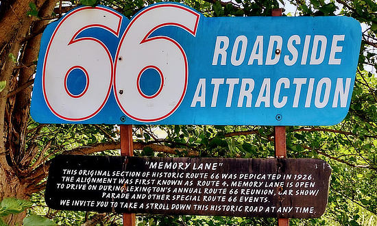 Route 66 Roadside Attraction: Memory Lane in Lexington, Illinois