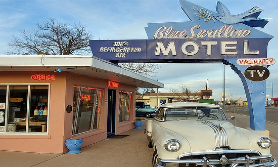 Blue Swallow Motel in Tucumcari, New Mexico, at night