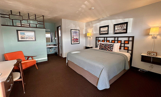 One of the many modern guest rooms at the Motel Safari in Tucumcari, New Mexico One of the many modern guest rooms at the Motel Safari in Tucumcari, New Mexico