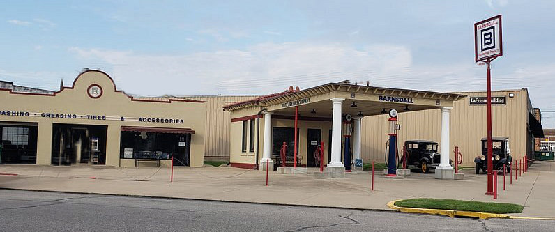 Waite Phillips-Barnsdall Filling Station Museum in Sapulpa, Oklahoma