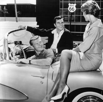 Tod, Buz and a girl friend on the Corvette ... on the TV Series Route 66