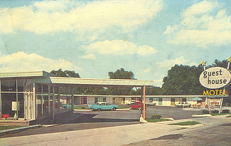 Guest House Motel in Carthage, Missouri